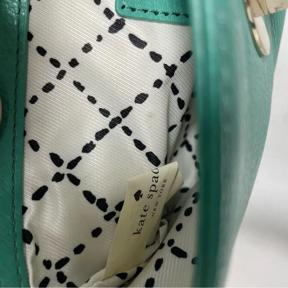Kate Spade Green  Cow Leather 8 x 5